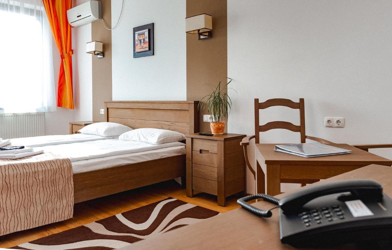 Septimia Hotels & Spa Resort 奥多尔黑塞库耶斯克 外观 照片