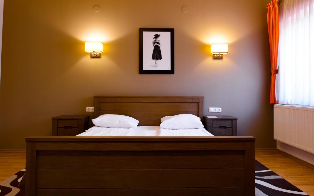 Septimia Hotels & Spa Resort 奥多尔黑塞库耶斯克 外观 照片