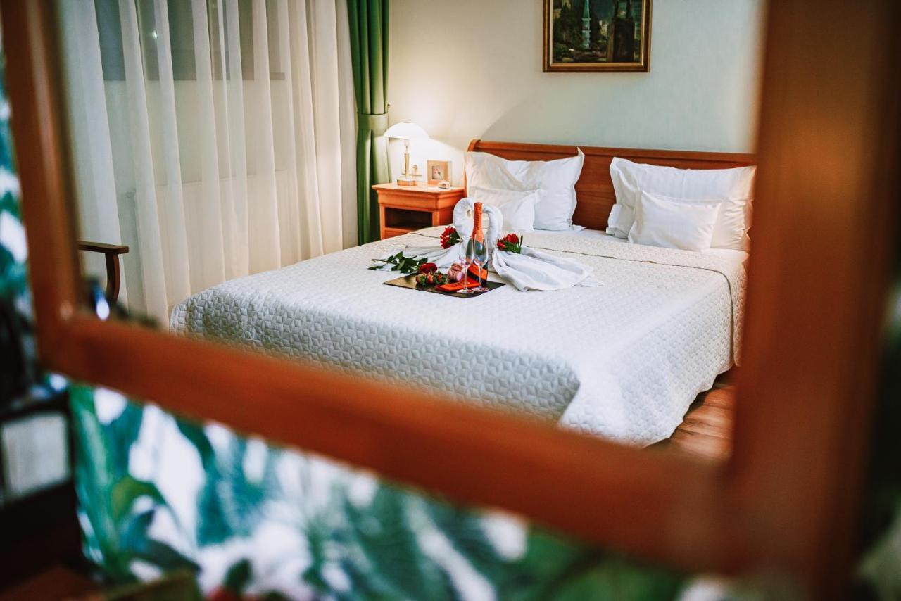 Septimia Hotels & Spa Resort 奥多尔黑塞库耶斯克 外观 照片
